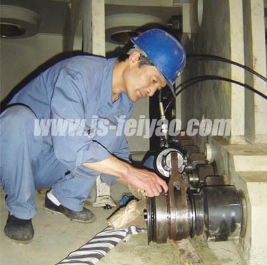 ��Ť��Һ�����֬F(xi��n)��(ch��ng)ʹ�ÈD