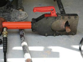 液壓電纜切斷鉗(各類(lèi)電纜切斷)